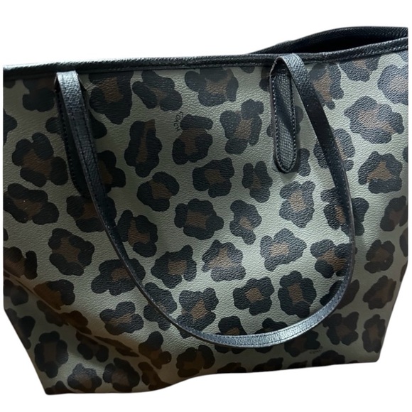 Coach Leopard Handbag - Picture 3 of 4